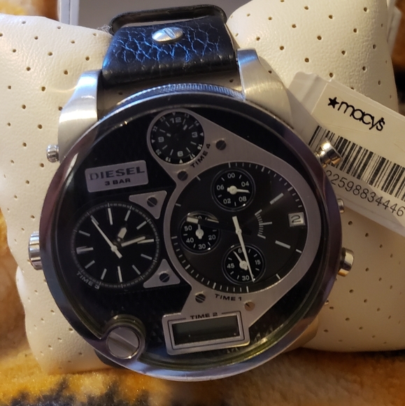 Diesel DZ7125 Oversized Big Daddy - Picture 1 of 8